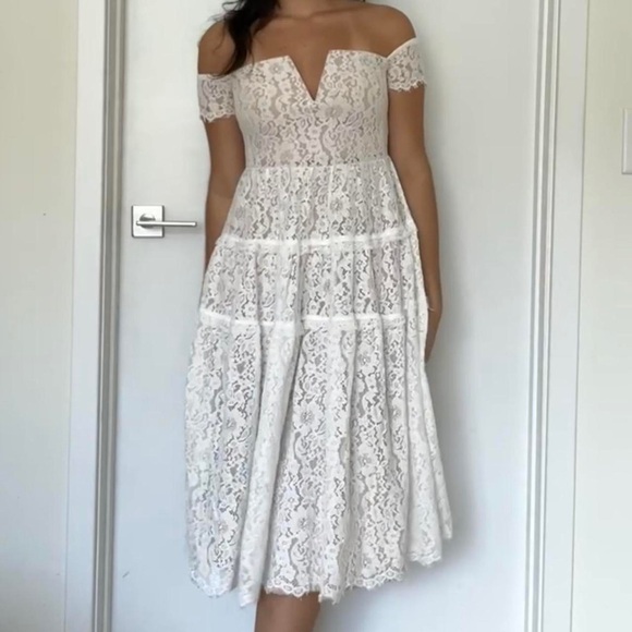 Lulu’s Midi Dress - Picture 8 of 9